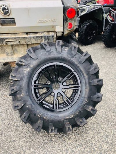 Maverick X3 Set of Serious Mud Grips on Rims
